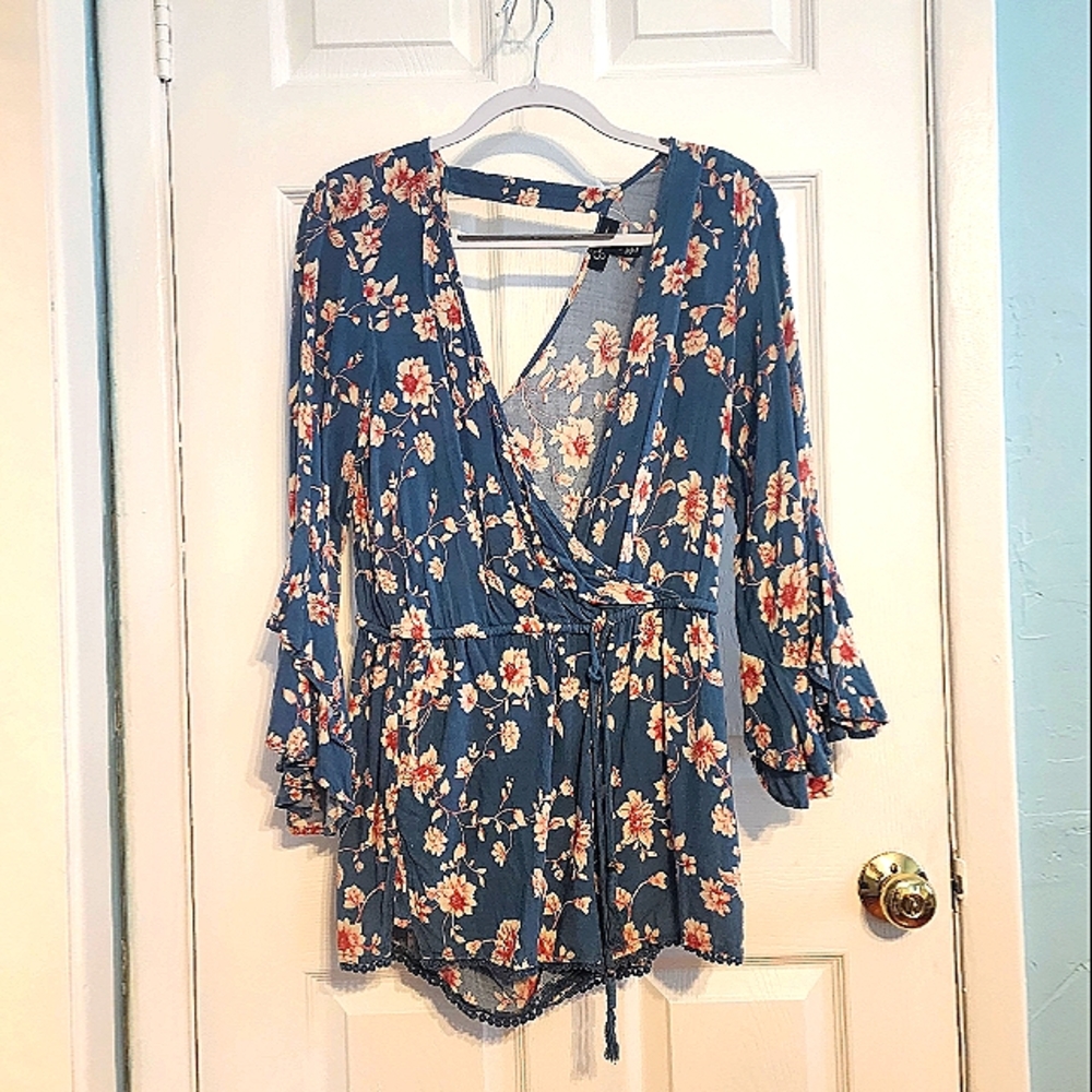 Jessica Simpson romper